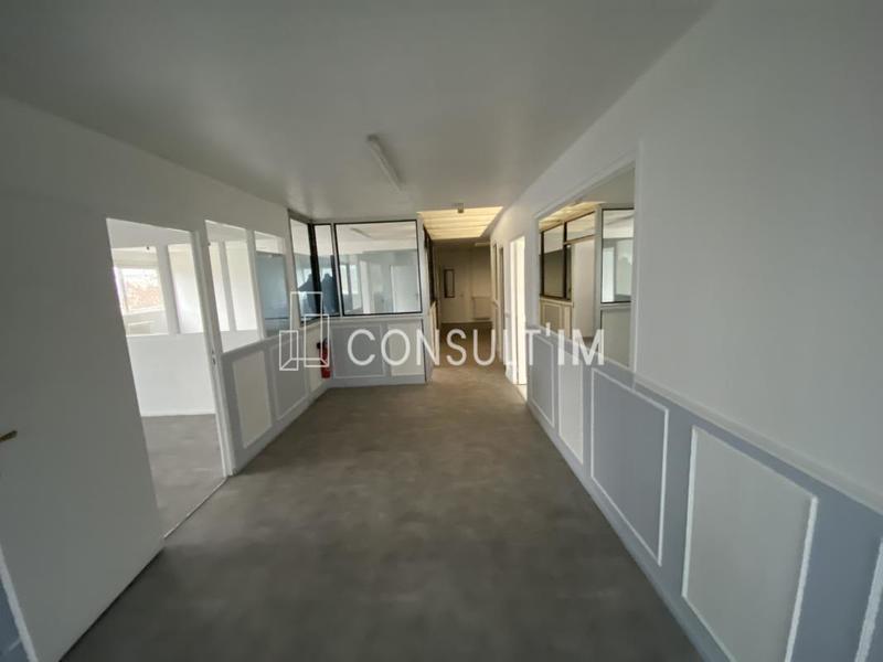 Bureau - 167 m²
