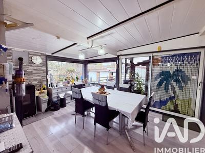 Maison - 160 m² - 5 pièces