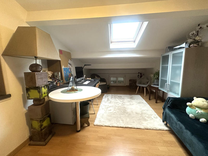 Maison - 159 m² - 9 pièces