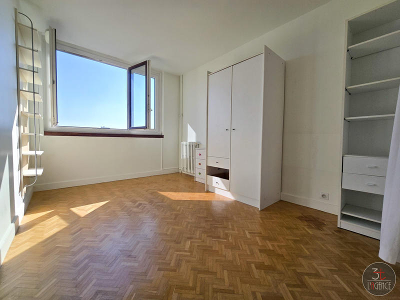 Appartement - 84 m² - 4 pièces