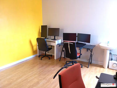 Bureau - 70 m² - 3 pièces