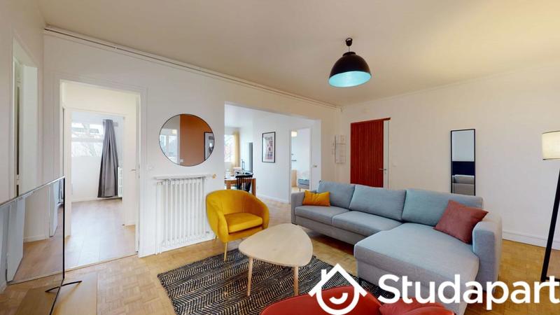 Chambre - 10 m² - 1 pièce