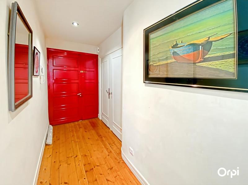 Appartement - 99 m² - 3 pièces