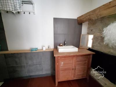 Maison de village - 90 m² - 3 pièces