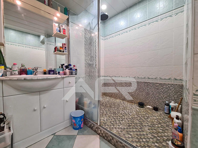 Appartement - 116 m² - 5 pièces