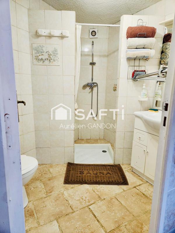 Maison - 130 m² - 8 pièces