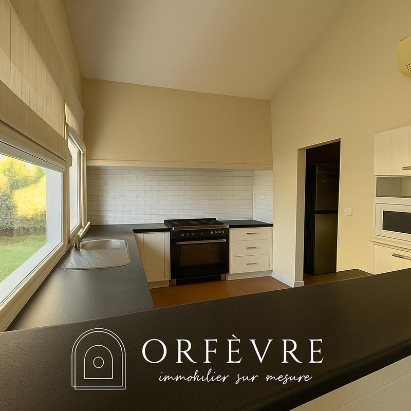 Maison - 140 m² - 5 pièces