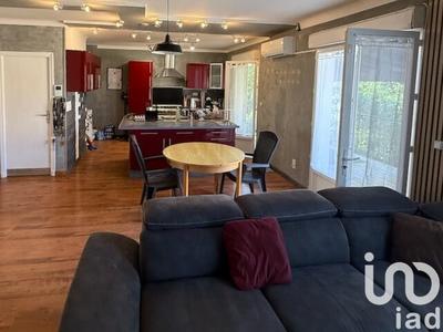 Maison - 111 m² - 4 pièces