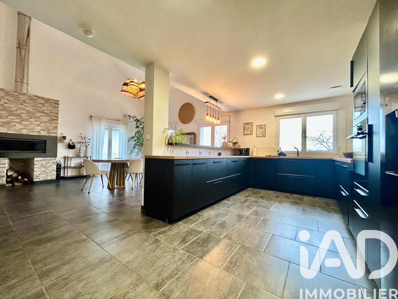 Maison - 130 m² - 5 pièces