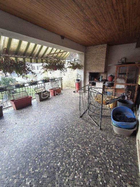 Maison de village - 250 m² - 8 pièces