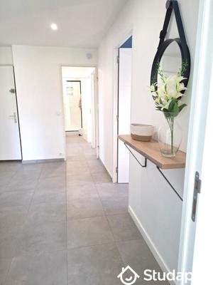 Chambre - 9 m² - 1 pièce