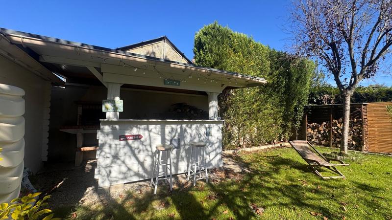 Maison - 140 m² - 6 pièces