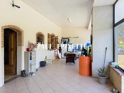 Maison - 187 m² - 5 pièces