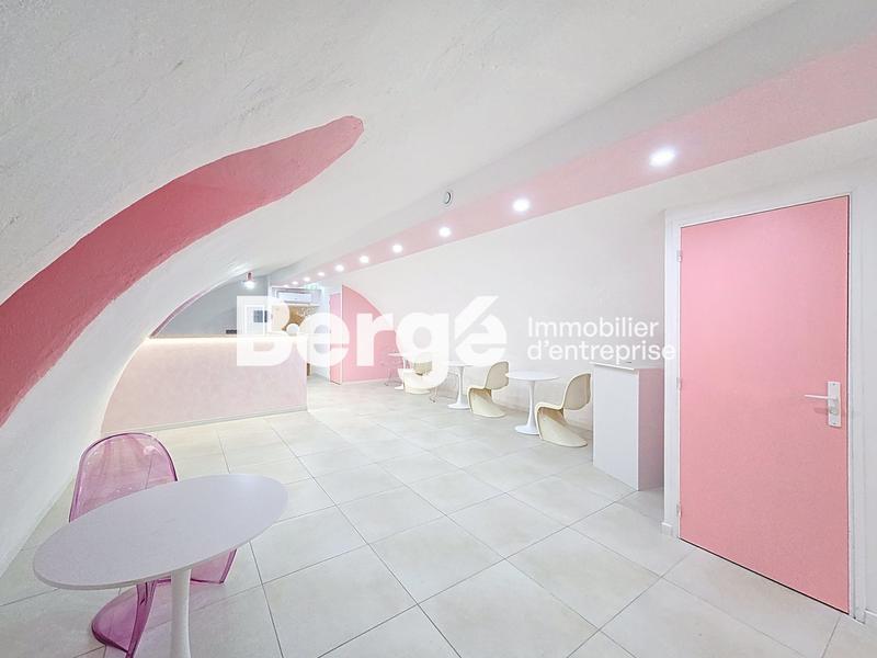 Local commercial - 135 m²