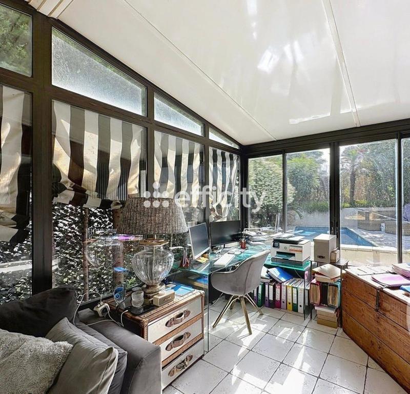 Maison - 90 m² - 3 pièces