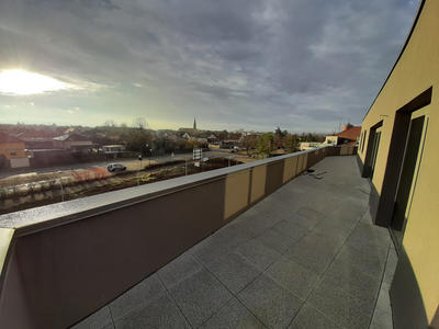 Appartement - 101 m² - 5 pièces