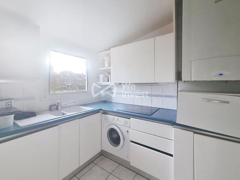 Appartement - 93 m² - 5 pièces