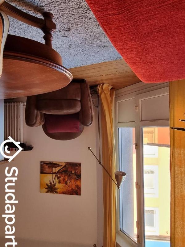 Chambre - 68 m² - 1 pièce