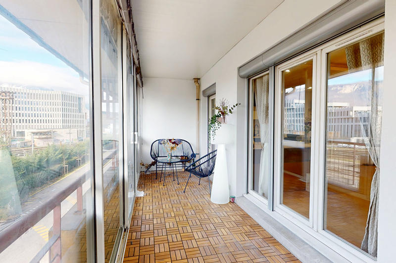 Appartement - 80 m² - 4 pièces