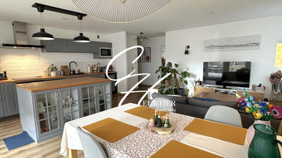 Appartement - 79 m² - 4 pièces