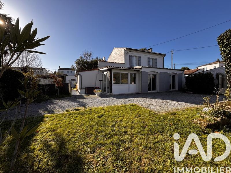 Maison - 160 m² - 6 pièces