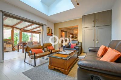 Maison - 192 m² - 3 pièces