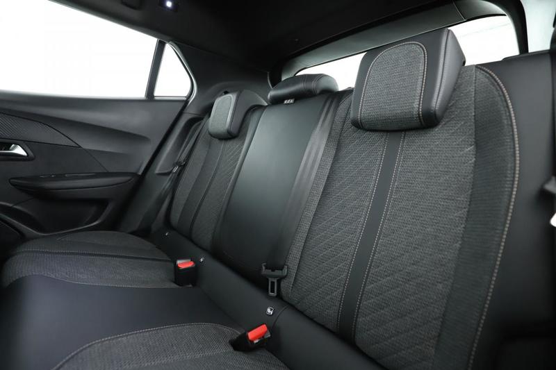 Peugeot 2008 1.2 Hybrid Allure e-Dcs6 136 ch