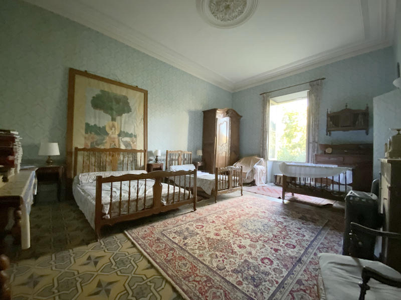 Appartement - 215 m² - 5 pièces