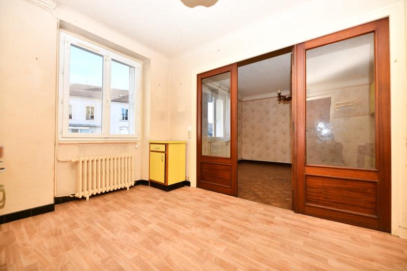 Maison - 127 m² - 9 pièces