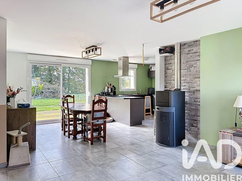 Maison - 88 m² - 5 pièces