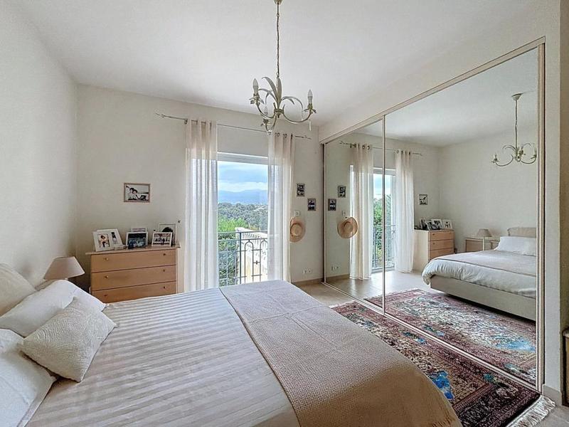 Villa - 171 m² - 6 pièces