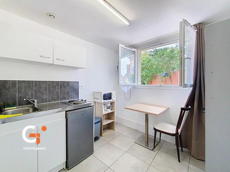 Studio - 13 m² - 1 pièce