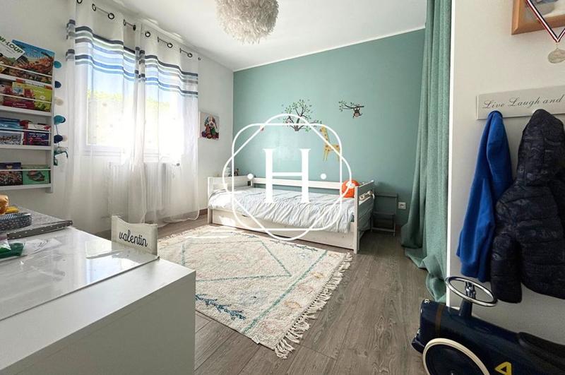 Maison - 157 m² - 6 pièces