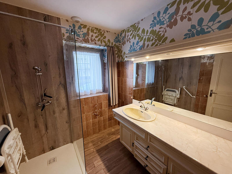 Maison - 98 m² - 5 pièces