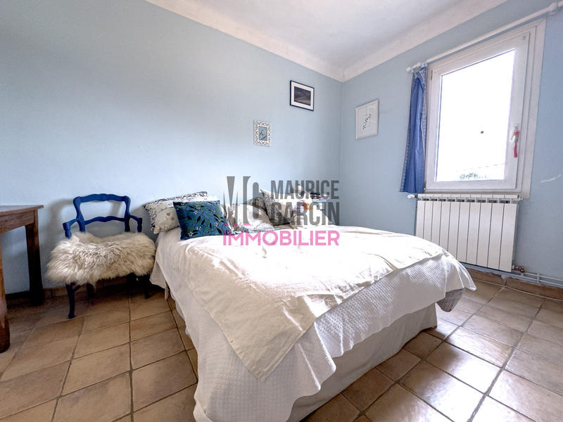 Maison - 276 m² - 8 pièces