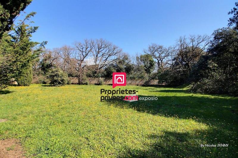 Maison - 266 m² - 7 pièces