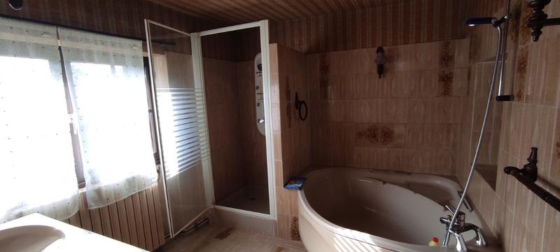 Maison - 170 m² - 6 pièces