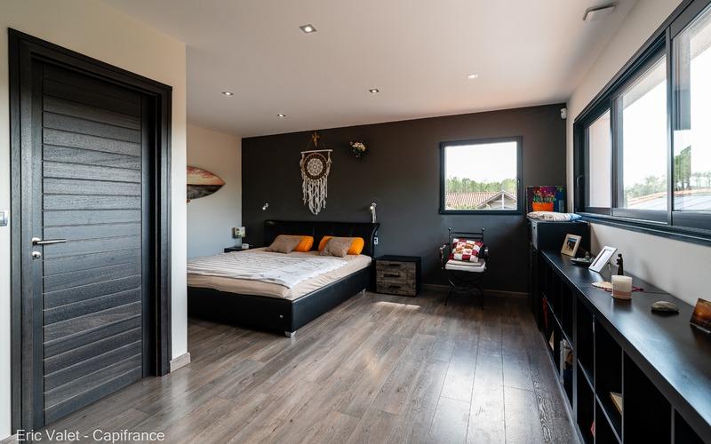 Villa - 230 m² - 6 pièces