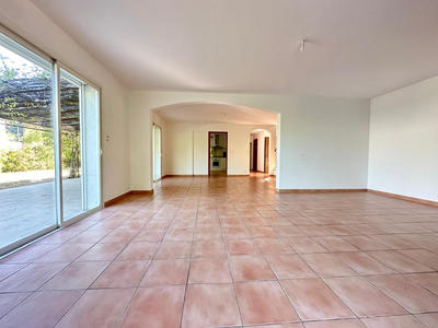 Maison - 166 m² - 5 pièces