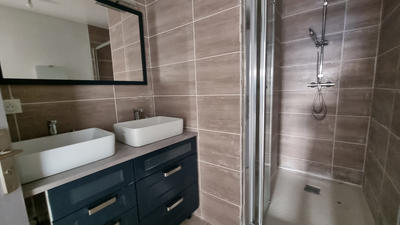 Immeuble - 210 m² - 7 pièces