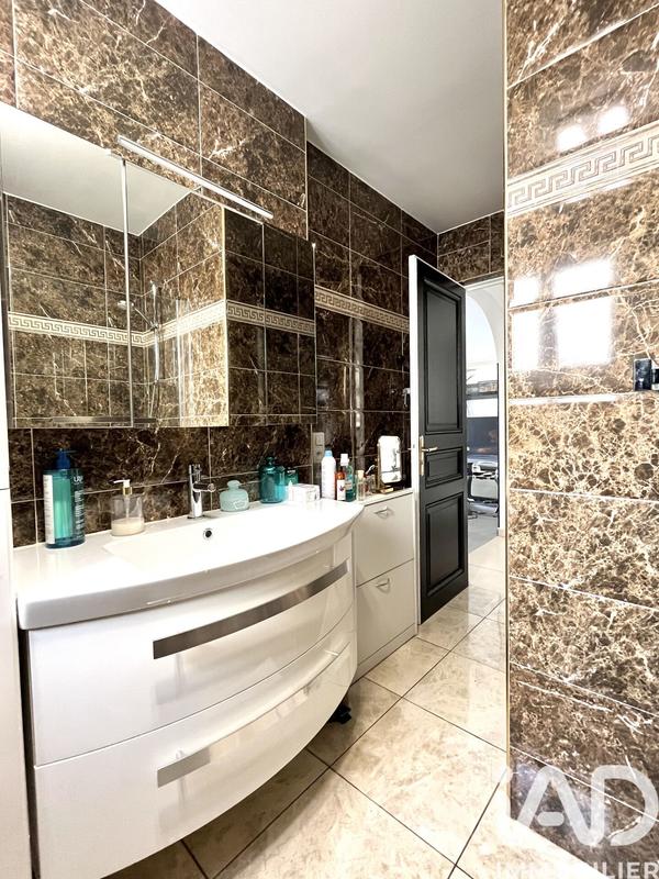 Maison - 190 m² - 6 pièces