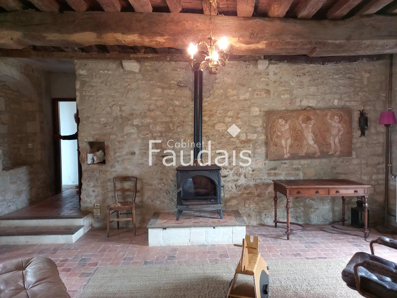 Propriété - 400 m² - 16 pièces