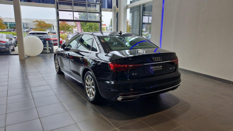 Audi A4 Business 35 tfsi 150 s tronic 7executive