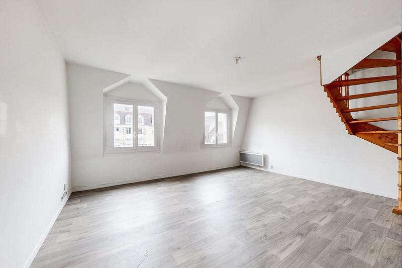 Appartement - 104 m² - 5 pièces