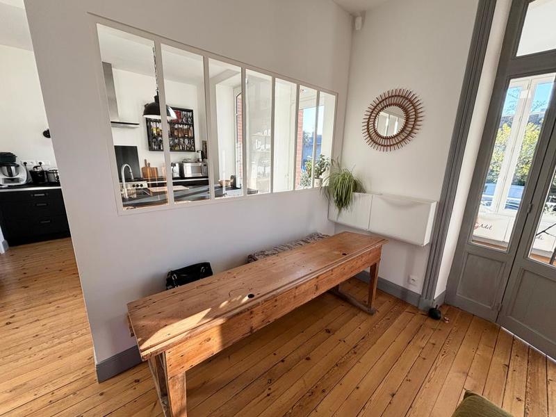 Maison de maîtres - 330 m² - 9 pièces