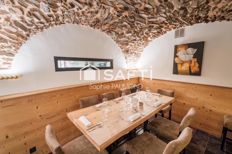 Local commercial - 99 m² - 5 pièces