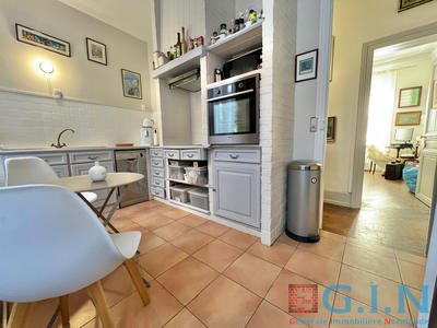 Appartement - 100 m² - 3 pièces