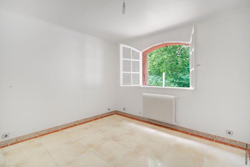 Maison - 210 m² - 6 pièces