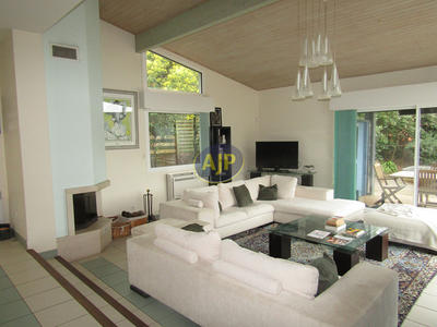 Maison - 111 m² - 5 pièces