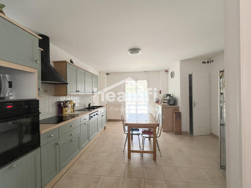 Maison traditionnelle - 115 m² - 5 pièces